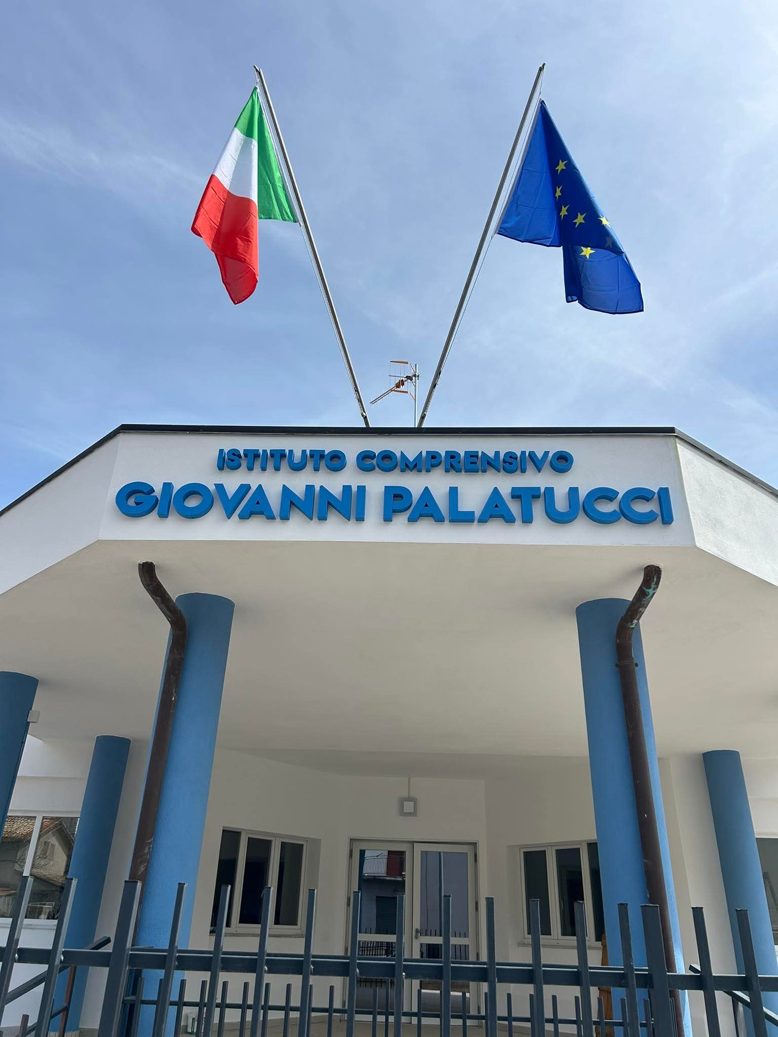 Cerimonia di premiazione del concorso letterario interno “Insieme in armonia… basta un sorriso” e disposizioni organizzative